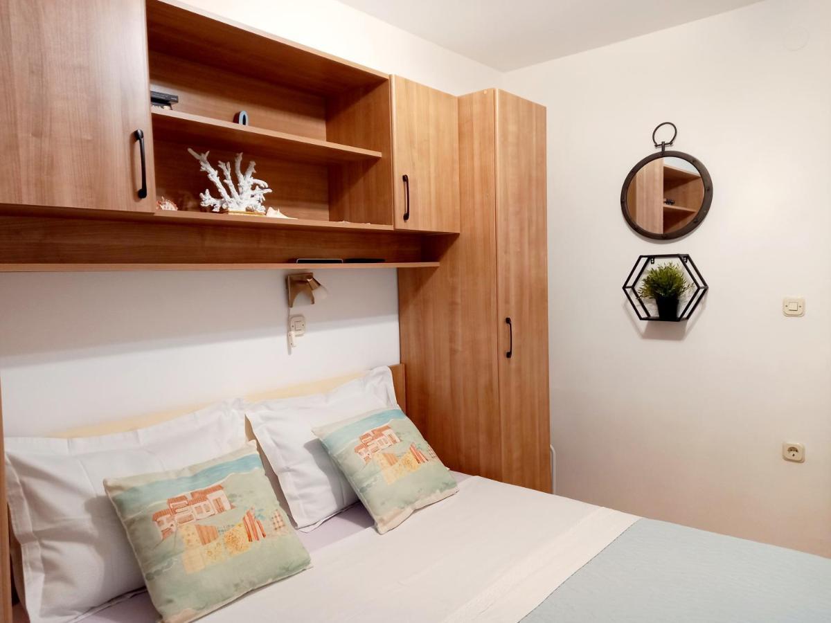 Apartment Megi In Supetar Historical Core Экстерьер фото